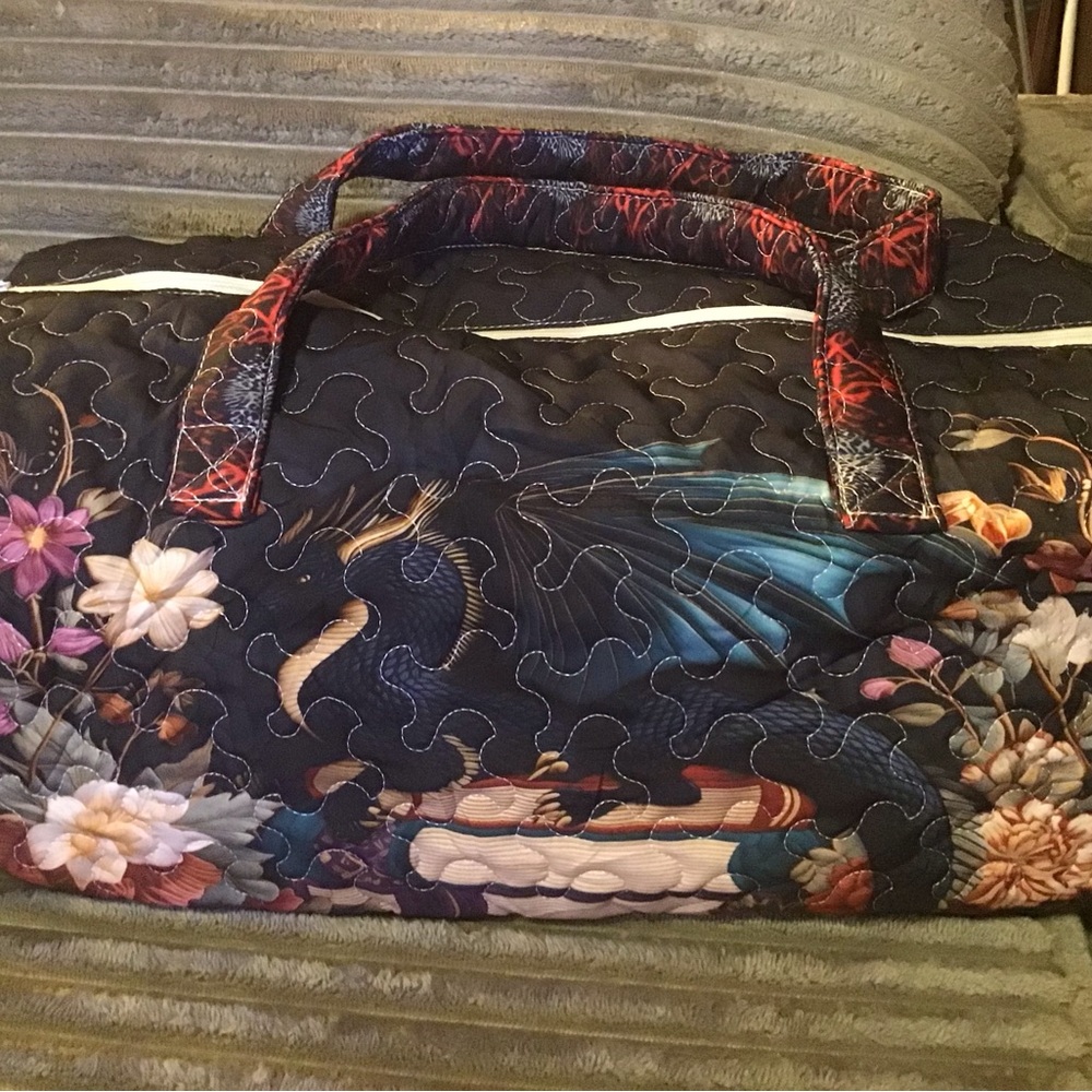 Floral Quilted Women's Duffel Bag with Dragon Design